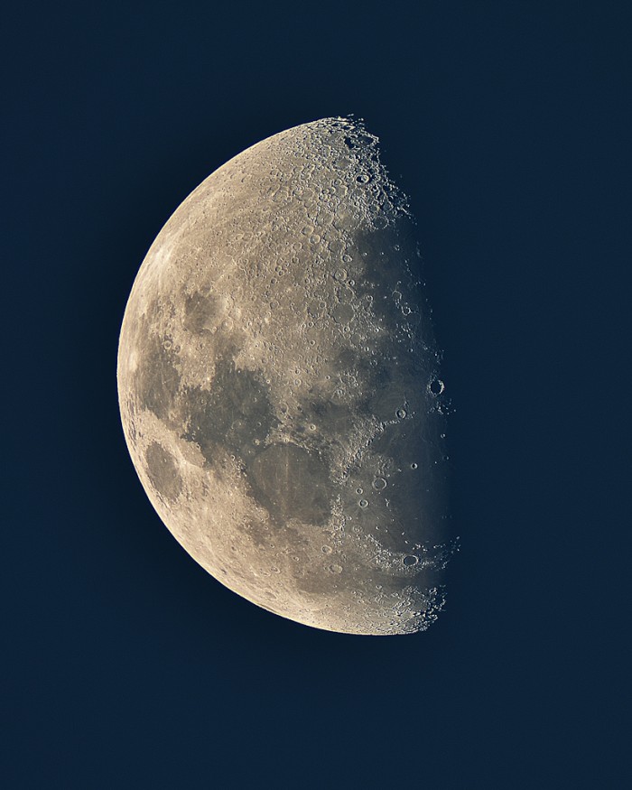 moon in daylight when imaged